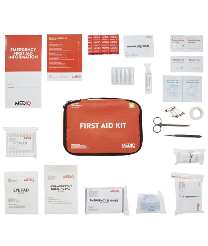 ESSENTIAL COMPACT MOTORIST FIRST AID KIT IN SOFT PACK