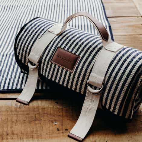 trends-collection-keepsake-picnic-rug-navy-natural-stripe-123606-promotional-client-gifte